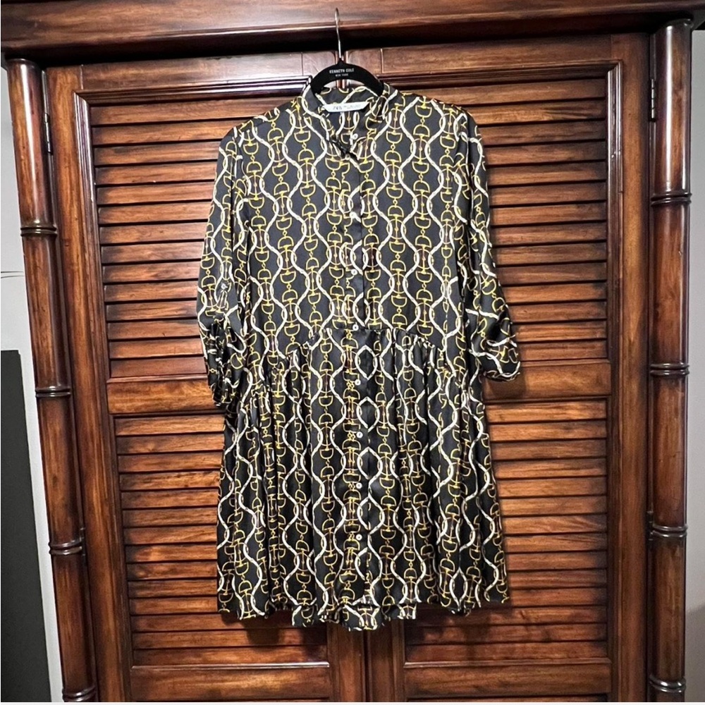 Zara Black and Gold Chain Print Soft Roomy Button Up Silky Mini Dress Sz Small‎